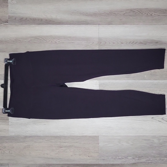 Yogalicious Lux Womens Medium Deep Purple Capri‎ Length Leggings Stretch Active - Picture 1 of 7